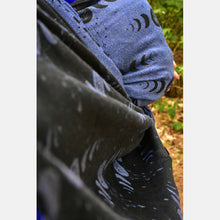 Load image into Gallery viewer, Yaro woven shawl - Luna Duo Black Grey Dark-Blue Glam - 99% cotton, 1% polyester

