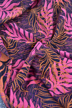 Laden Sie das Bild in den Galerie-Viewer, Yaro vävd sjal - Oasis Duo Black Pink Bronze - 100% bomull
