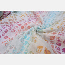 Laden Sie das Bild in den Galerie-Viewer, Yaro ringsjal - Petals Ultra Bonbon Rainbow Linen Ring Sling - 60% bomull, 30% linne, 5% seacell och 5% kapok
