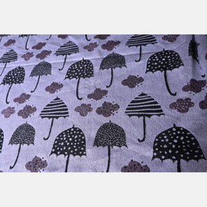 Yaro ringsjal - Rainfall Duo Black Lavender White Seacell Ring Sling - 90% bomull, 10% seacell - Utförsäljning!