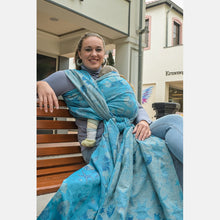 Laden Sie das Bild in den Galerie-Viewer, Yaro ringsjal - Starfish Duo Blue Grey Confetti Ring Sling - 99% bomull, 1% silke - Utförsäljning!

