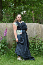 Laden Sie das Bild in den Galerie-Viewer, Yaro vävd sjal - Stars Random Delave Linen - 60% bomull, 40% linne - Utförsäljning!
