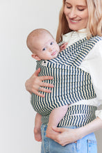 Laden Sie das Bild in den Galerie-Viewer, Coracor Stripe Indigo trikåsjal
