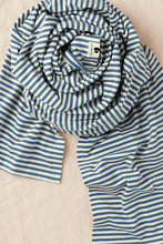 Laden Sie das Bild in den Galerie-Viewer, Coracor Stripe Indigo trikåsjal

