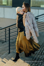 Ladda upp bild till gallerivisning, LennyUpGrade Carrier - PEACOCK&#39;S TAIL - PITCH BLACK - 59% bomull, 41% merinoull

