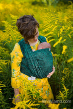 Laden Sie das Bild in den Galerie-Viewer, Lenny Lamb Woven Baby Wrap/Vävd sjal - WILD WINE - IVY - 51% bomull, 49% silke
