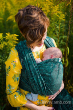 Laden Sie das Bild in den Galerie-Viewer, Lenny Lamb Woven Baby Wrap/Vävd sjal - WILD WINE - IVY - 51% bomull, 49% silke
