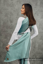 Laden Sie das Bild in den Galerie-Viewer, Lenny Lamb Woven Baby Wrap/Vävd sjal - LITTLE HERRINGBONE BABY MINT - 100% bomull
