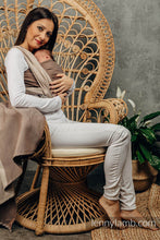 Ladda upp bild till gallerivisning, Lenny Lamb Woven Baby Wrap/Vävd sjal - LITTLE HERRINGBONE BABY CAFFE LATTE - 100% bomull
