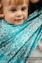 Load image into Gallery viewer, Lenny Lamb Woven Baby Wrap/Vävd sjal - WILD WINE - ALLURE - 100% bomull
