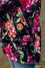 Laden Sie das Bild in den Galerie-Viewer, Asymmetrical Hoodie - Peony
