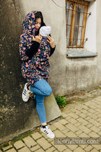 Ladda upp bild till gallerivisning, Asymmetrical Hoodie - Vintage Flowers
