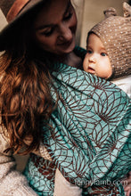 Ladda upp bild till gallerivisning, Lenny Lamb Woven Baby Wrap/Vävd sjal - LOTUS - NYMPH - 61% bomull, 39% tussah silke
