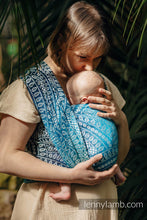 Laden Sie das Bild in den Galerie-Viewer, Lenny Lamb Woven Baby Wrap/Vävd sjal - PEACOCK&#39;S TAIL - SEA ANGEL - 100% bambu viskos
