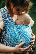 Laden Sie das Bild in den Galerie-Viewer, Lenny Lamb Woven Baby Wrap/Vävd sjal - PEACOCK&#39;S TAIL - SEA ANGEL - 100% bambu viskos
