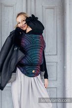 Ladda upp bild till gallerivisning, LennyUpGrade Carrier - PEACOCK&#39;S TAIL - BLACK OPAL - 60% bomull, 28% merinoull, 8% silke, 4% kashmir
