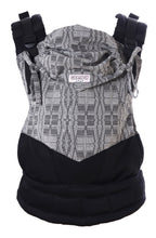 Ladda upp bild till gallerivisning, Wompat ILO Baby Carrier Pitsi Ajna - 100% ekologisk bomull
