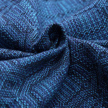 Ladda upp bild till gallerivisning, Vanamo Woven Wrap/Vävd sjal - Kide Merimies - 100% ekologisk bomull
