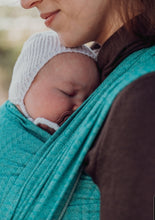 Laden Sie das Bild in den Galerie-Viewer, Vanamo Woven Wrap/Vävd sjal - Solki Puro, newborn - 100% ekologisk bomull
