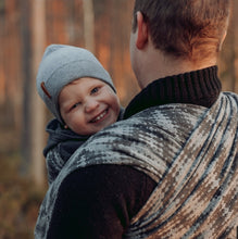 Laden Sie das Bild in den Galerie-Viewer, Vanamo Woven Wrap/Vävd sjal - Kaiku Ukkonen - 100% ekologisk bomull

