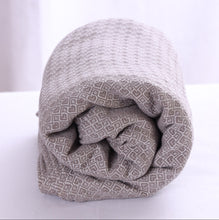 Ladda upp bild till gallerivisning, Vanamo Woven Wrap/Vävd sjal - Lempi Kyyhky - 100% bomull

