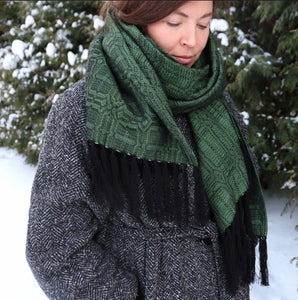 Vanamo Scarf - Kide Nokkonen, med tofsar - Utförsäljning!