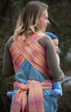 Laden Sie das Bild in den Galerie-Viewer, Vanamo Woven Wrap/Vävd sjal - Kide Sarastus - 100% ekologisk bomull
