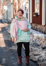 Load image into Gallery viewer, Vanamo Ring Sling - Lempi Neilikka - 100% bomull
