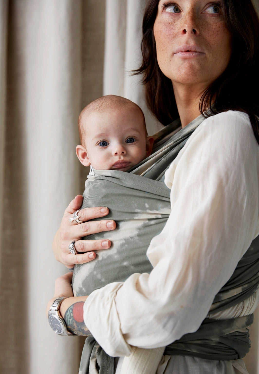 Coracor Tie-Dye Agave trikåsjal – Baby Kanga Carrier CH