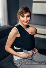 Laden Sie das Bild in den Galerie-Viewer, Gestricktes Babytragetuch - SCHWARZ
