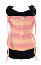 Ladda upp bild till gallerivisning, Wompat Baby Carrier Sarastus - 100% ekologisk bomull
