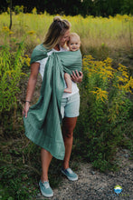 Load image into Gallery viewer, Little Frog Ring Sling - Lovely Fern - 100% kammad bomull

