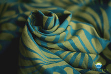 Ladda upp bild till gallerivisning, Little Frog Ringsjal - Spring Plumes - 100% kammad bomull
