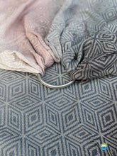 Ladda upp bild till gallerivisning, Little Frog Ringsjal - Foggy Cube - 75% kammad bomull, 25% linne
