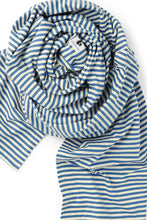 Laden Sie das Bild in den Galerie-Viewer, Coracor Stripe Indigo trikåsjal
