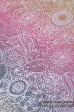 Laden Sie das Bild in den Galerie-Viewer, Lenny Lamb Woven Baby Wrap/Vävd sjal - WILD WINE - VINEYARD - 100% bomull
