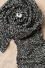 Load image into Gallery viewer, Coracor Black Sprinkles Stretchy wrap
