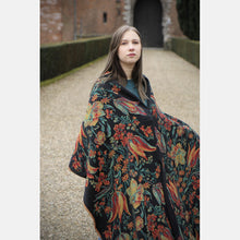 Laden Sie das Bild in den Galerie-Viewer, Yaro vävd sjal - Floral Trio Black Red Green Yellow Tencel - 70% bomull, 30% tencel
