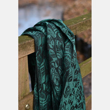 Ladda upp bild till gallerivisning, Yaro ringsjal - Four Winds Black Malachit Linen Hemp Ring Sling - 65% bomull, 20% linne, 15% hampa
