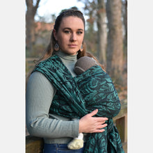 Ladda upp bild till gallerivisning, Yaro vävd sjal - Four Winds Black Malachit Linen Hemp - 65% bomull, 20% linne, 15% hampa
