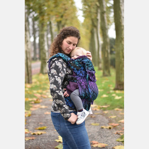 Yaro Hug Carrier - Solnce Genesis Hummingbird - 60% Egyptian Cotton, 25% Bamboo, 10% Supima Cotton, 5% Seaweed