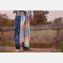 Laden Sie das Bild in den Galerie-Viewer, Yaro vävd sjal - La Vita Autumn Rainbow - 100% bomull
