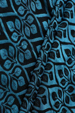 Load image into Gallery viewer, Yaro woven wrap - La Vita Blue-Black Linen - 60% cotton, 40% linen
