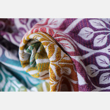Ladda upp bild till gallerivisning, Yaro ringsjal - La Vita Trinity Caribbean Rainbow Tencel Linen Ring Sling - 65% bomull, 35% tencel, 5% linne

