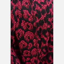 Ladda upp bild till gallerivisning, Yaro vävd sjal - Pussycat Puffy Black Red Mouline Glam - 99% bomull, 1% glitter - Utförsäljning!
