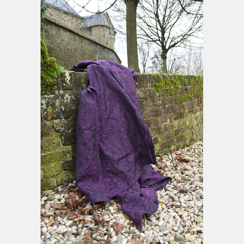 Yaro ringsjal - Rococo Black Purple Linen Seacell Ring Sling - 70% bomull, 20% linne, 10% seacell - Utförsäljning!