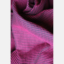 Laden Sie das Bild in den Galerie-Viewer, Yaro vävd sjal - Waffles Black Pink - 100% bomull - Begagnad
